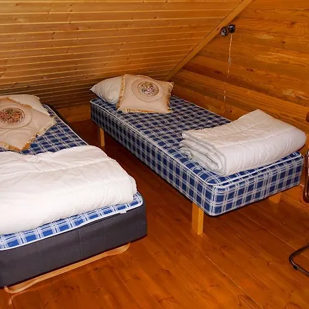 Kettu Holl بيت للعطل