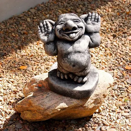 Kettu Holl بيت للعطل *