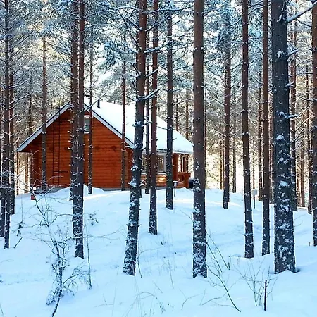 Kettu Holl Semesterbostad