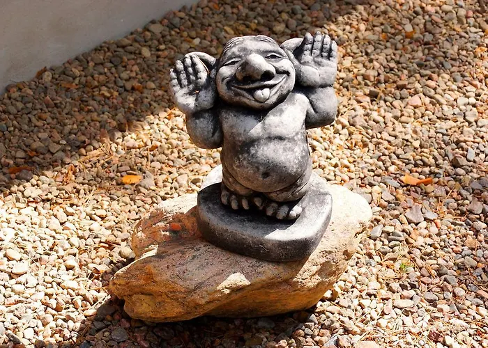 Kettu Holl Hébergement de vacances *